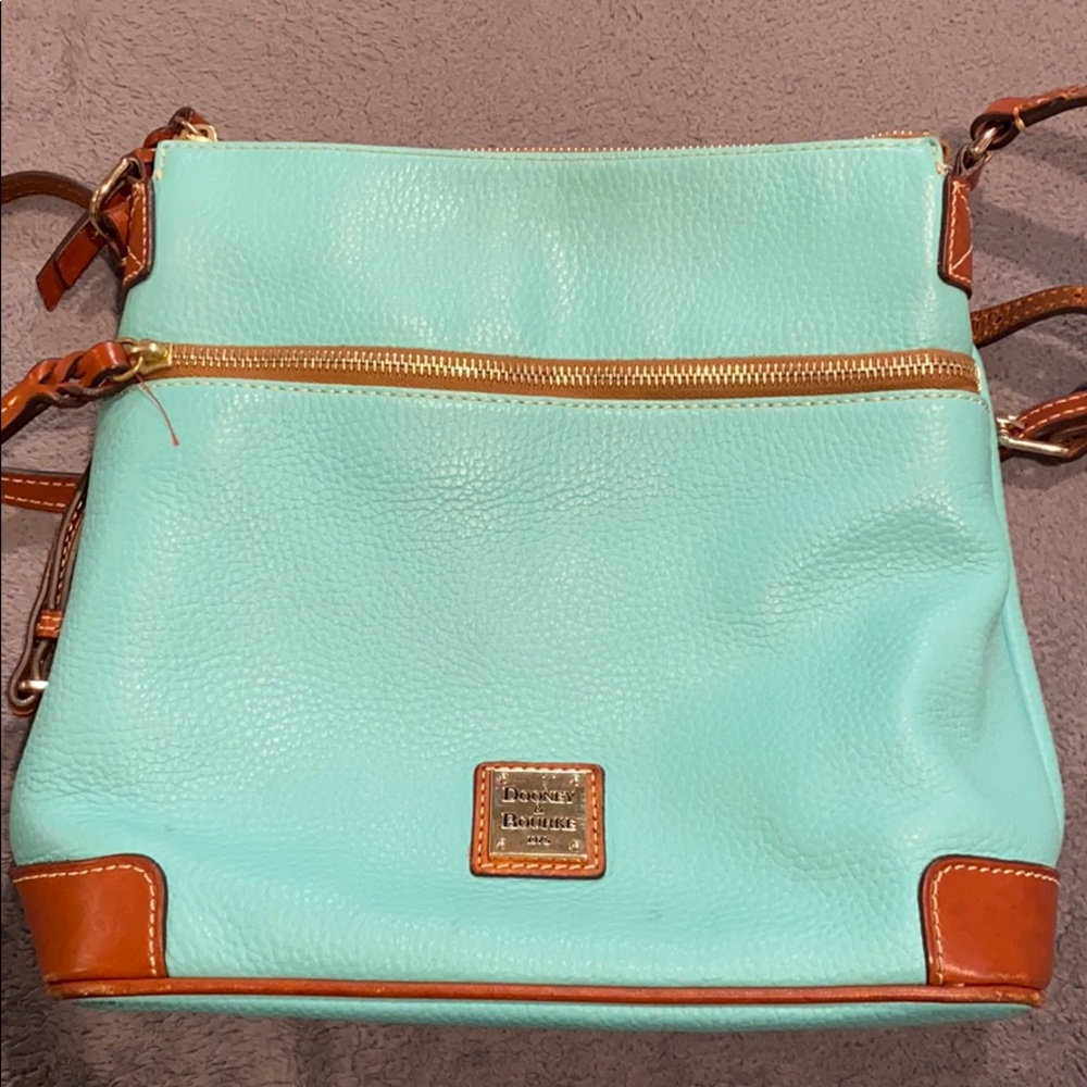 Authentic Dooney and Bourke medium crossbody.